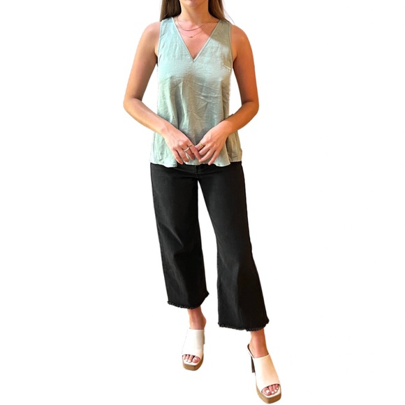 Express Flowy Tank - Picture 2 of 5